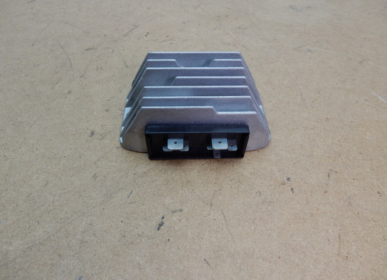 Spanningsregelaar Moto Guzzi California 3