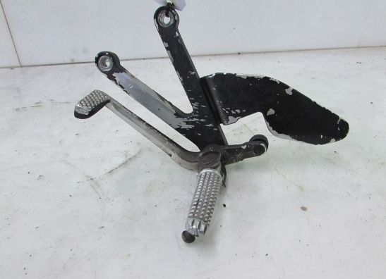 Main step holder left Yamaha YZF R1