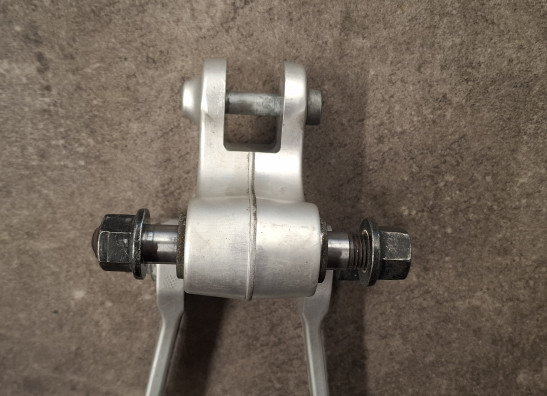 Link systeem achterveer KTM 690 Duke 4