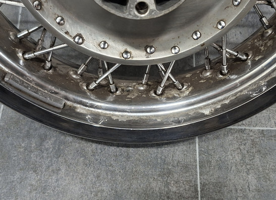 Rear wheel Suzuki VS 1400 Intruder