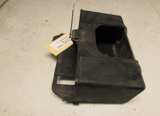 Battery holder Yamaha V max