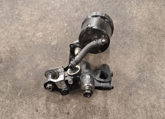 Rempomp Aprilia Tuono 660