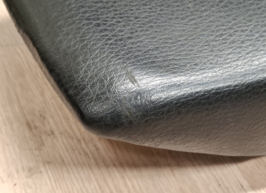 Zadel Kawasaki GPX 750