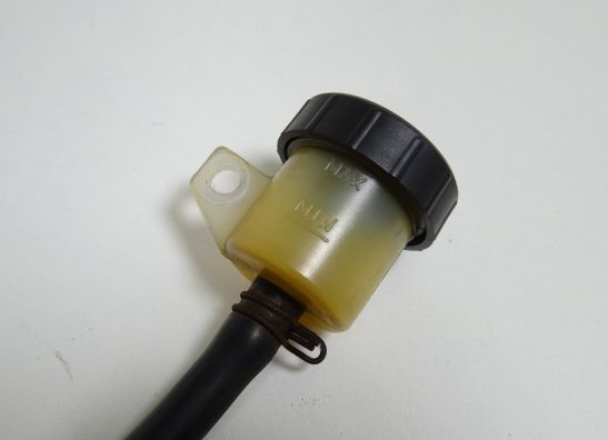 Rempomp achter Ducati 750 SS Supersport