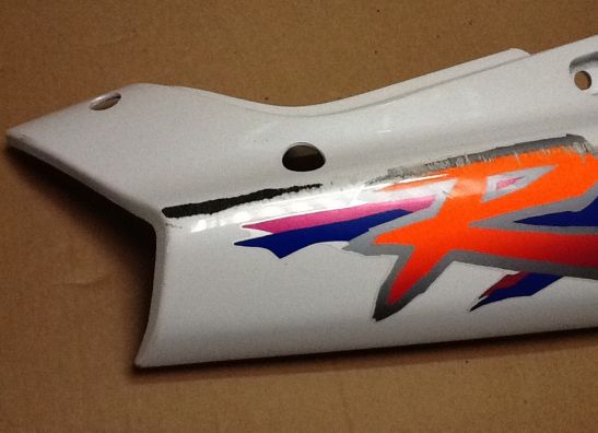 Rechter achterkant Suzuki GSX R 750