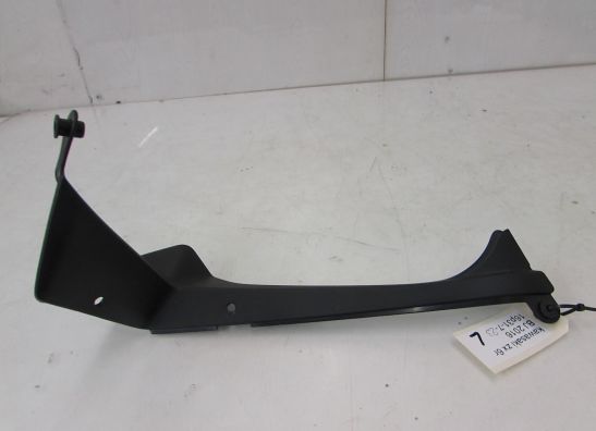 Cowl upper connector left Kawasaki ZX 6 R