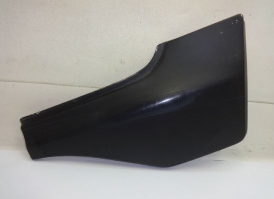Rechter zijkuip klein Honda VF 700  750 F
