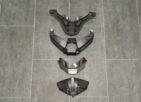 Topkuip bekleding Aprilia Tuono 660