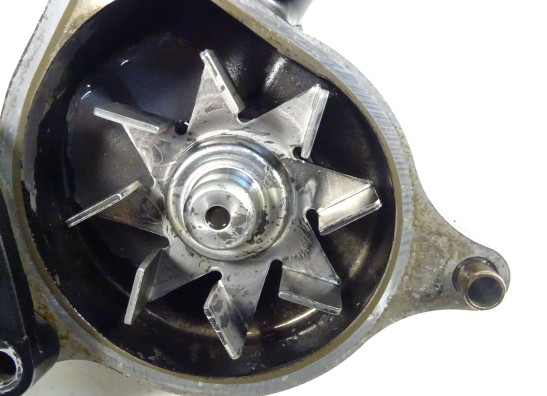 Water pump Triumph Tiger 1050