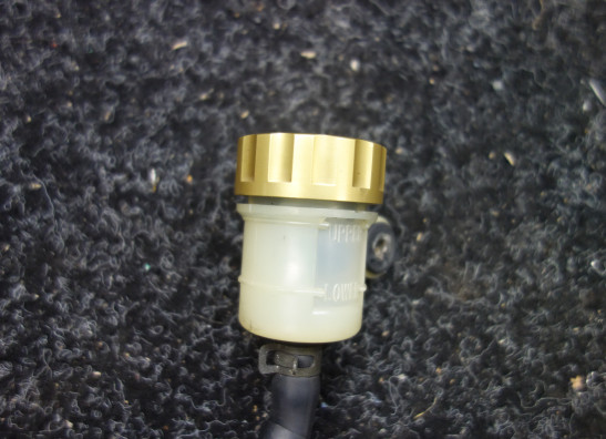 Rempomp achter Yamaha YZF R6