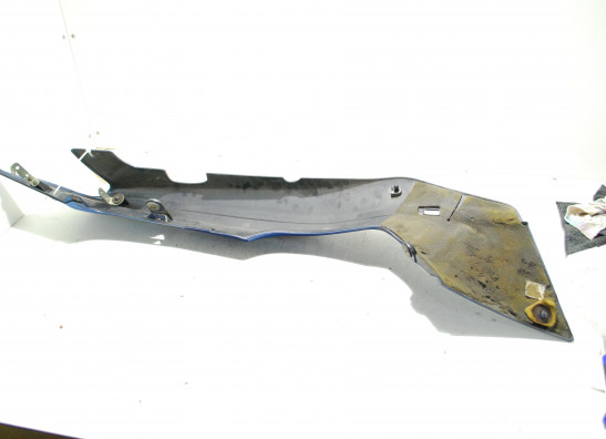 Cowl rear right Suzuki RF 600