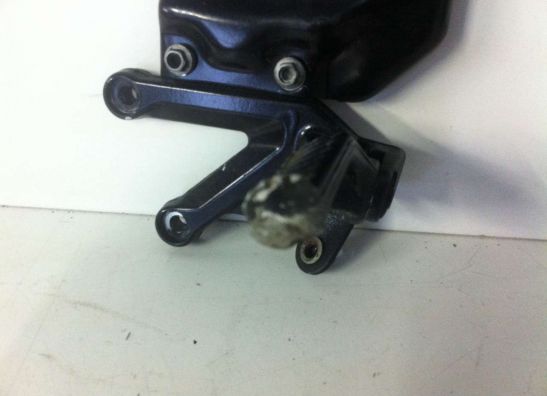 Main step holder left Aprilia Tuono 1000
