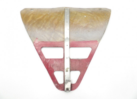 Cowl V shape under Yamaha FZR 600