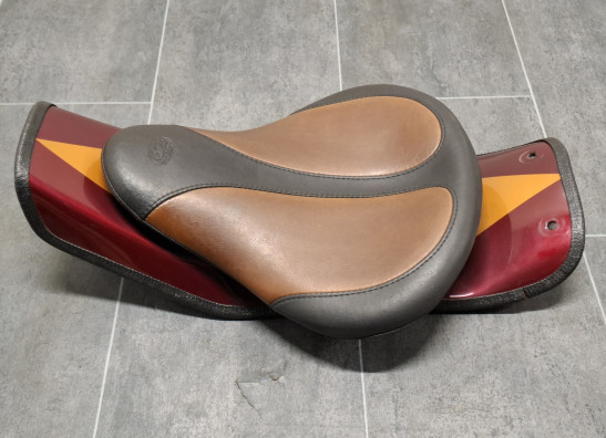 Zadel Harley Davidson FLSTN Deluxe