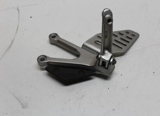 Fussrastetrager vorne links Yamaha YZF R6