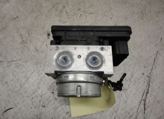 ABS pomp BMW S 1000 R