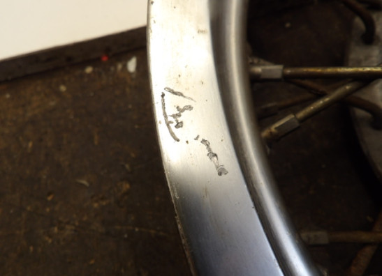 Achtervelg Suzuki VS 700 Intruder