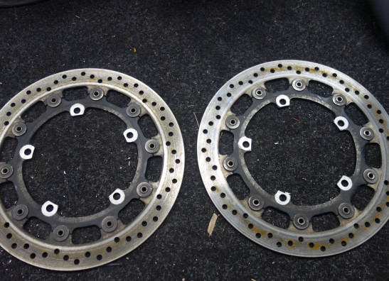 Remschijven set Triumph Speed Triple 1050