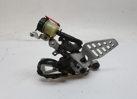 Fussrastetrager vorne rechts Yamaha YZF R6