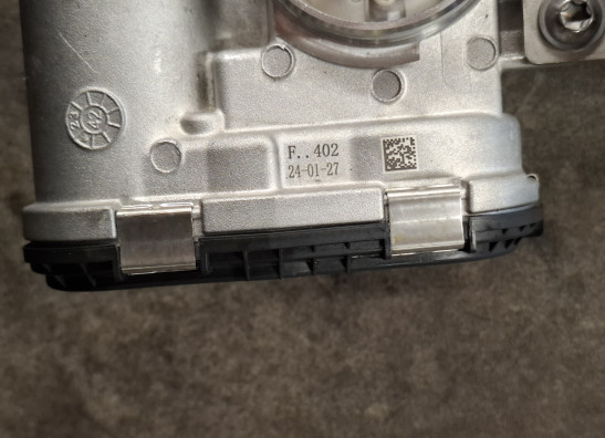 Gasklephuis Voge 900 DSX