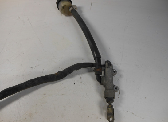 Rempomp achter Kawasaki ZR 7