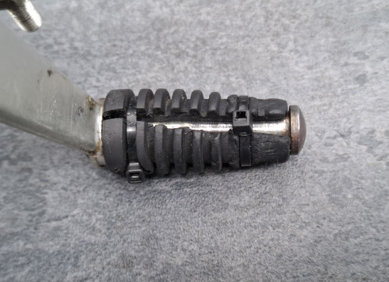 Fussrastetrager vorne links Triumph Trident 900