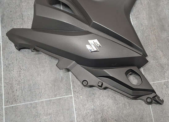 Cowl Left Suzuki DL 650 V STROM