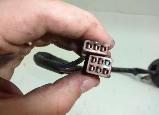 Handlebar switch assy right Honda CBR 900 RR