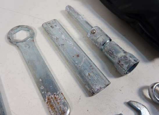 Bordwerkzeug Honda XL 1000 V Varadero