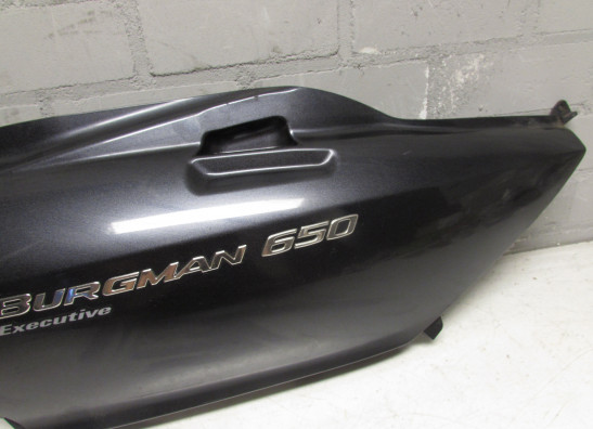 Rechter achterkant Suzuki Burgman 650