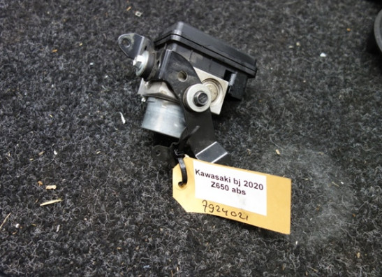 ABS pump Kawasaki Z 650