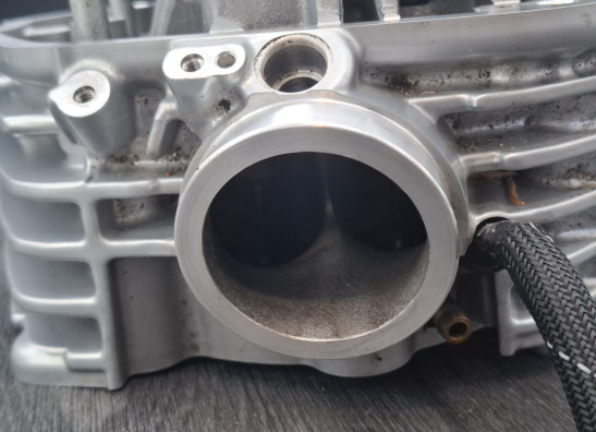 Cylinder head BMW R 1200 GS LC