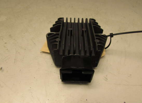 Spanningsregelaar Honda VFR 750