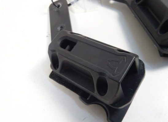 Suitcase bracket set Yamaha Tracer 900