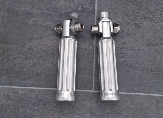 Voetsteun links Harley Davidson Sportster