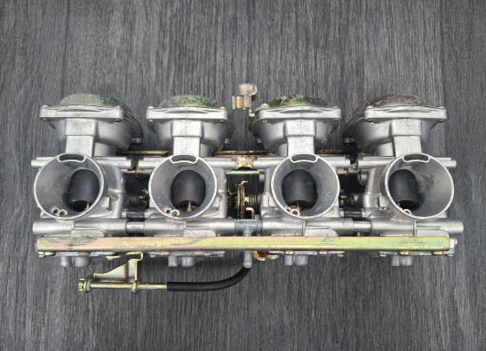 Carburateurset Yamaha FZR 1000