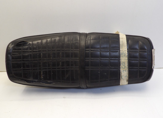 Zadel Kawasaki Z 250