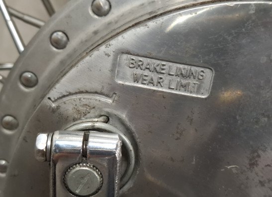 Achtervelg Suzuki VS 700 Intruder