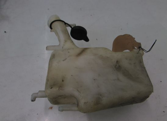 Radiator reserve tank  Honda CBR 900 RR