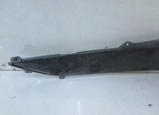 Cowl right Suzuki Burgman 400