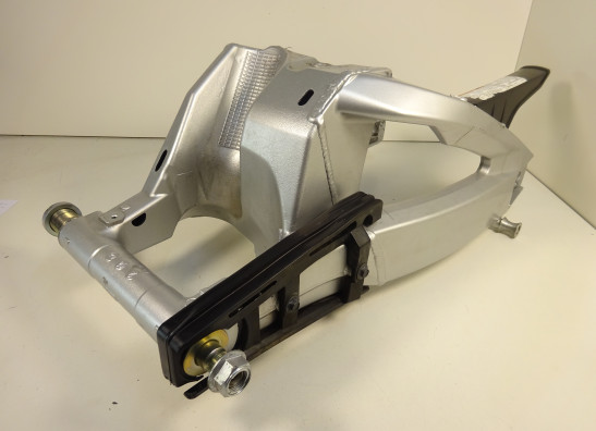 Swingarm Suzuki GSR 600