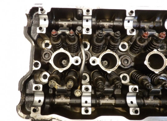 Cylinder head Kawasaki GPZ 900