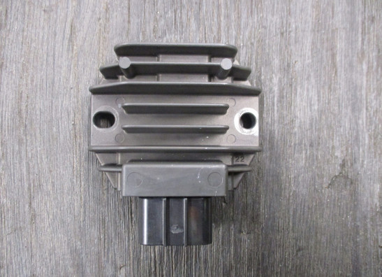 Regulator rectifier  Suzuki GSX S 750