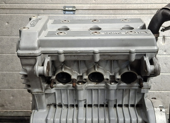 Engine Triumph Trident 900