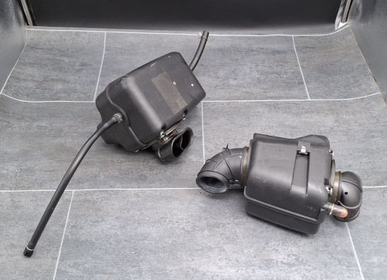 Air cleaner case Suzuki VZ 800 marauder