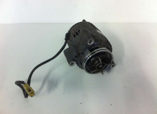 Dynamo Kawasaki ZXR 750