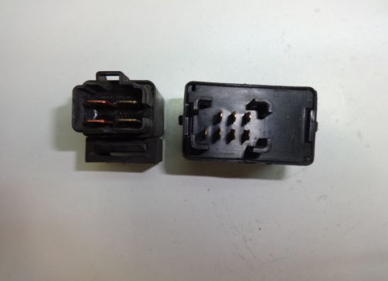 Relais Suzuki GSX R 750