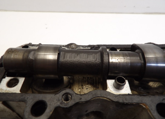 Cylinder head Kawasaki LTD 700