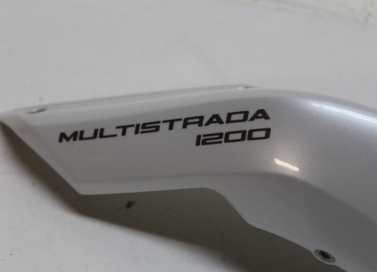 Rechter achterkant Ducati Multistrada 1200