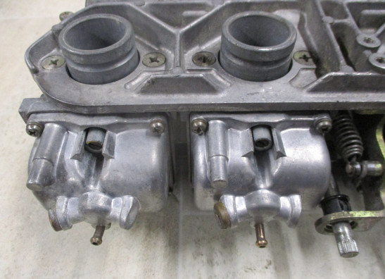 Carburetor assy Suzuki GS 750